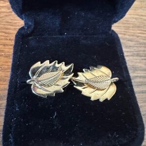 Crown Trifari  Leaf Earrings Gold Clipon